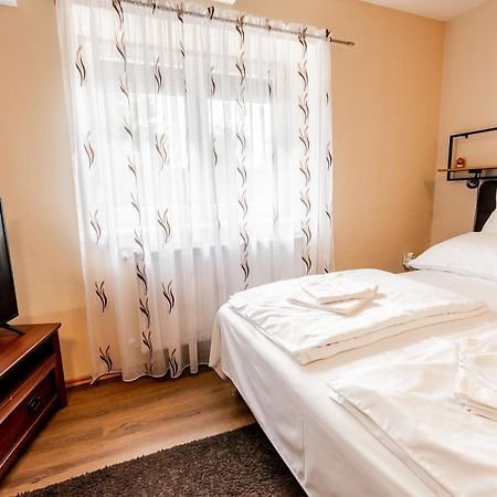 Dio Vendeghaz Villa Mezőkövesd Exteriör bild